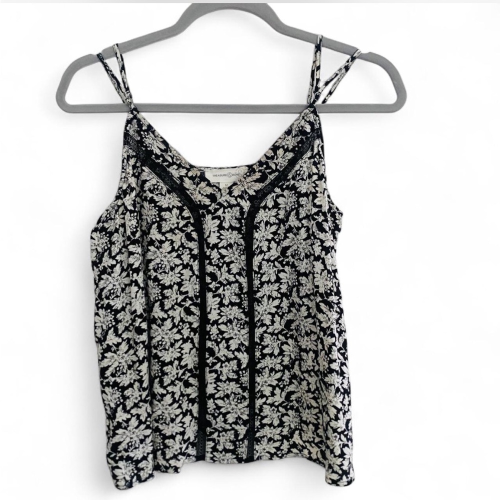 TREASURE & BOND BLACK AND WHITE FLORAL LACE SPAGHETTI STRAP TANK TOP MEDIUM